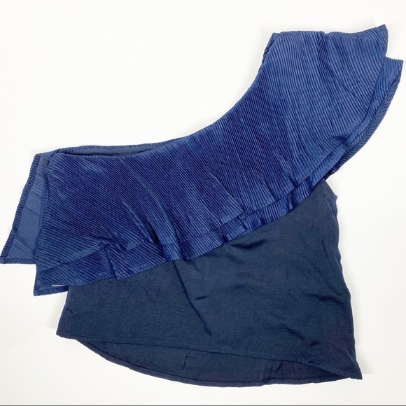 Revolve Capulet Navy One Shoulder Ruffle Top NWT L - Picture 4 of 7